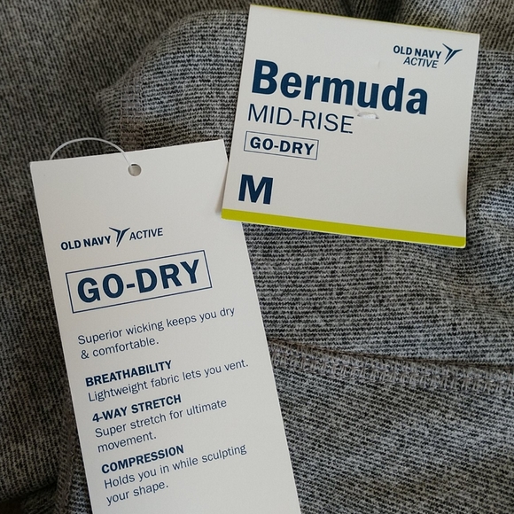 Nwt on medium bike shorts in grey - Picture 3 of 3